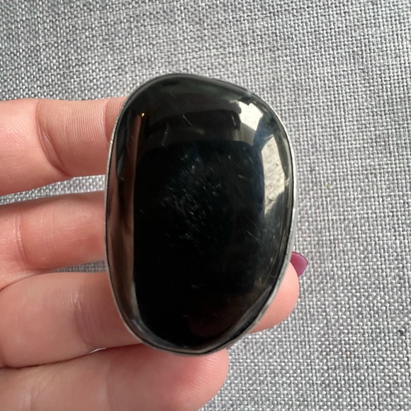 DEAL Sterling silver and onyx statement ring